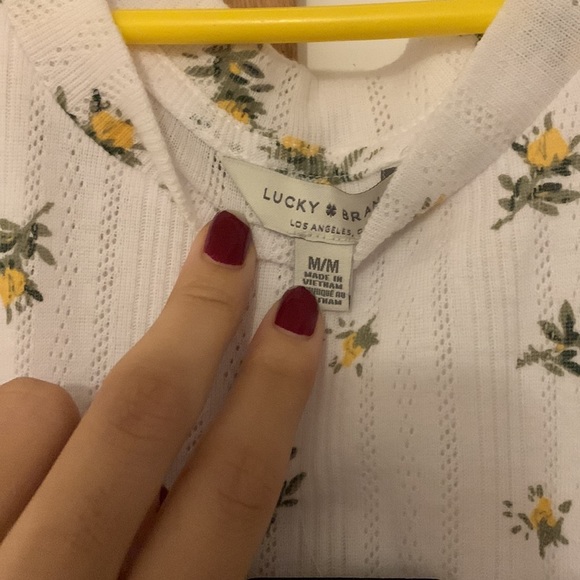 NWT Lucky Brand White Floral Top - Picture 3 of 5
